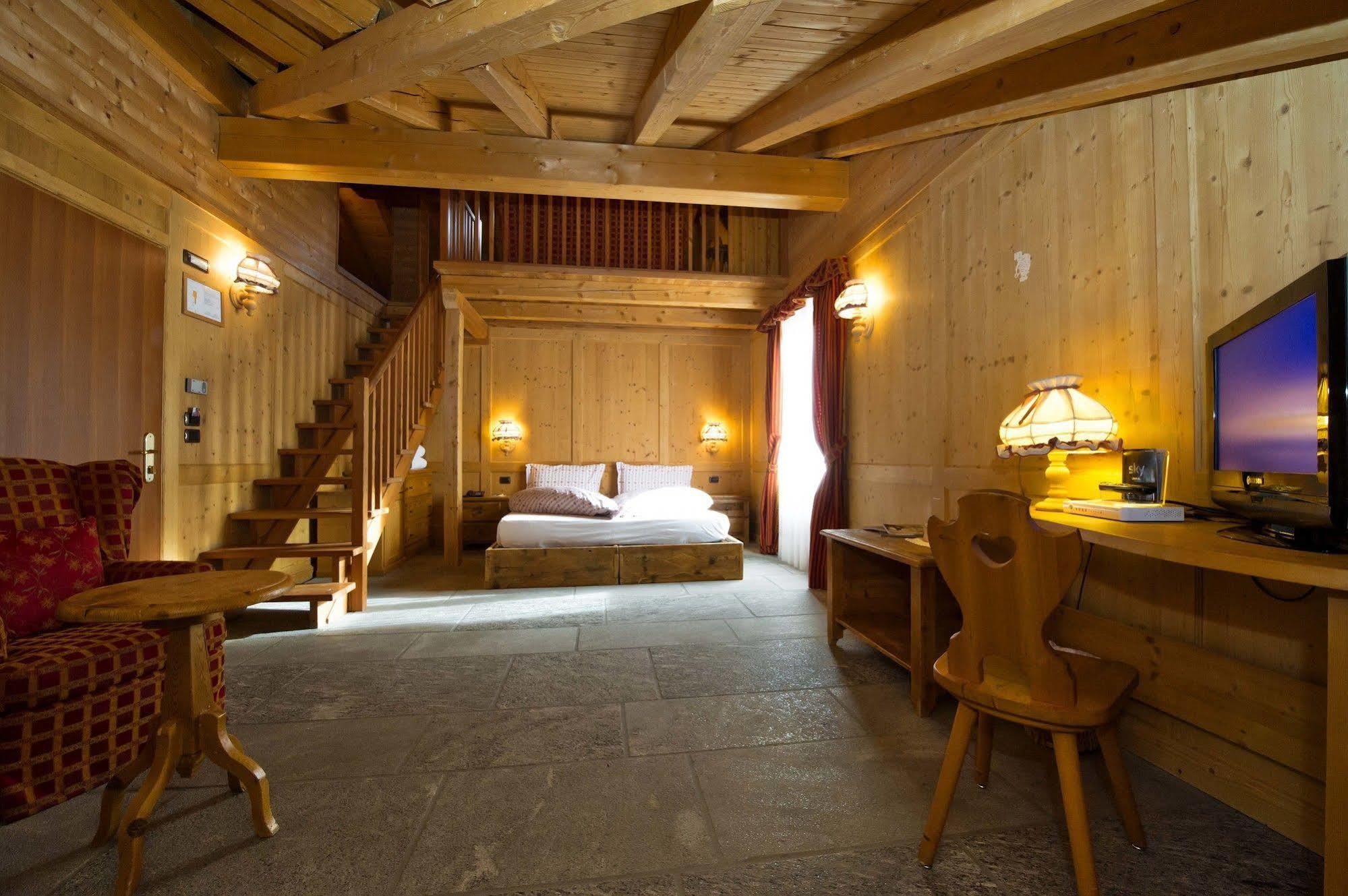 Hotel Jolanda Sport Gressoney-la-Trinité Exterior foto